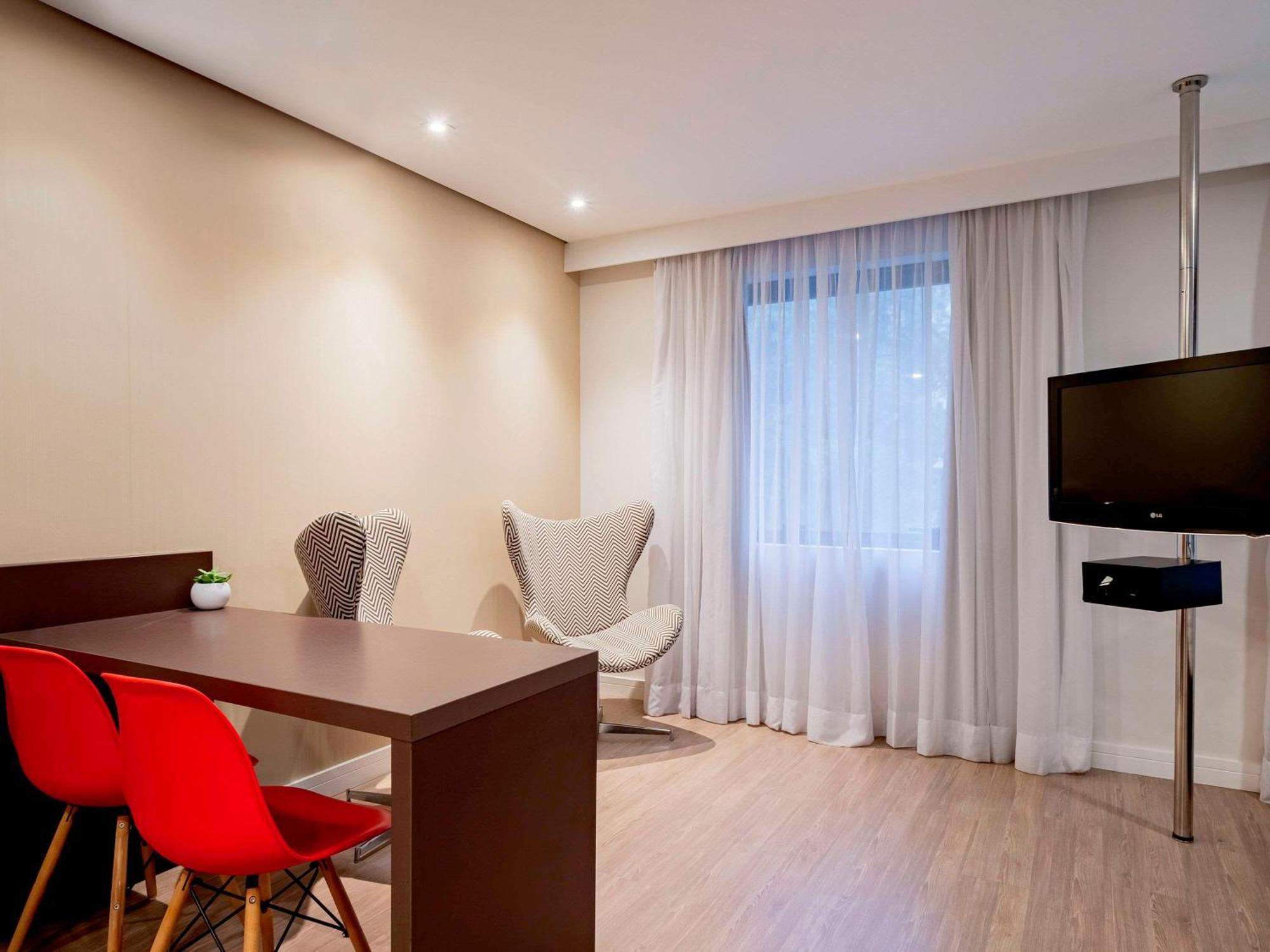 Mercure Sao Paulo Moema Times Square Экстерьер фото